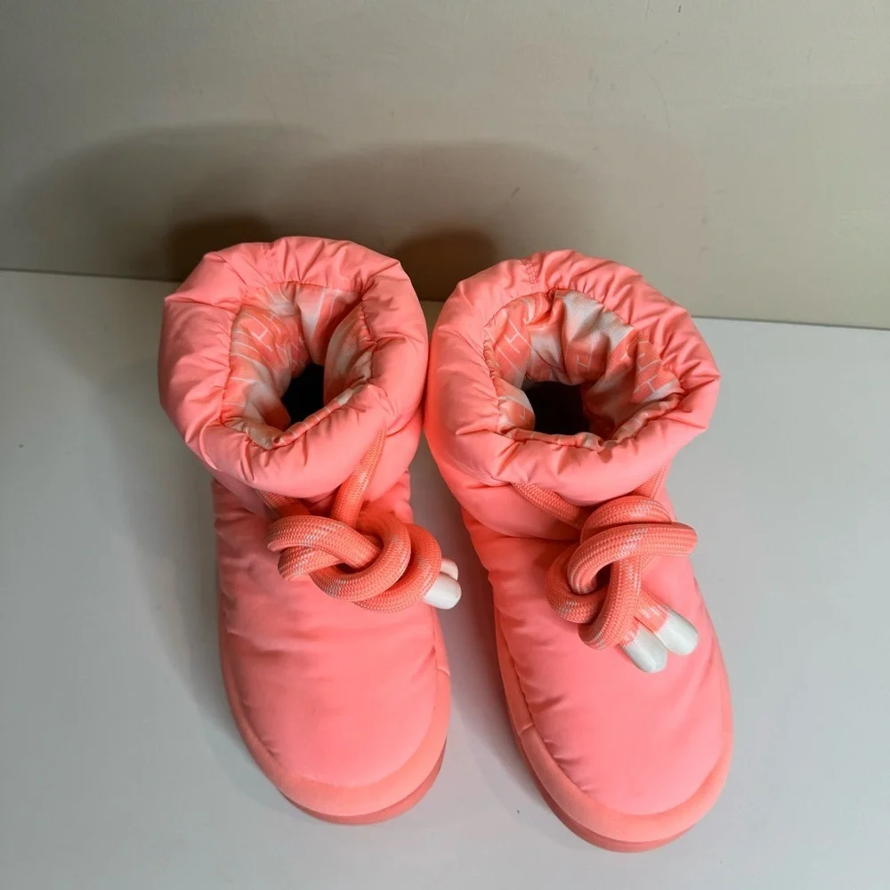 UGG CLASSIC MAXI SHORT SWEETHEART SLIP ON PUFF BOOTS